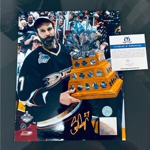 Scott Niedermayer Autographed Anaheim Ducks 8x10 Photo